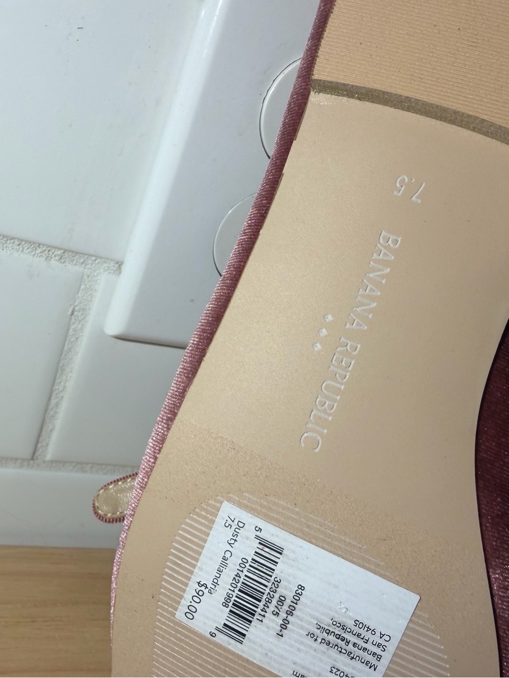 Banana Republic Velvet Mary Jane flat- Size 7.5 - Picture 11 of 12